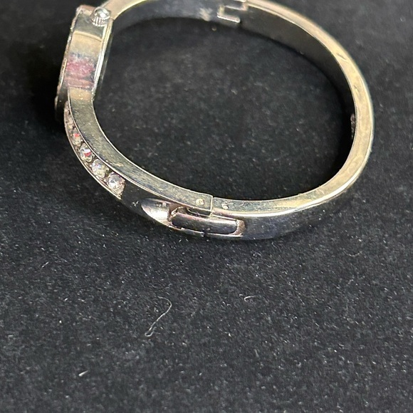 Avon- Elegant Silver Crystal-Studded Women's Watch - Picture 4 of 5